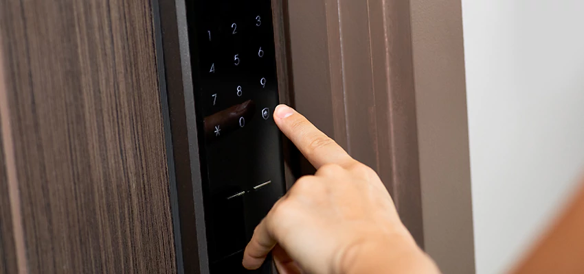Smart Electric Locks Replacement Services in Apple Valley, CA